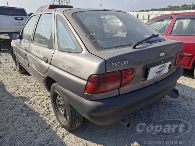 1997 FORD ESCORT 