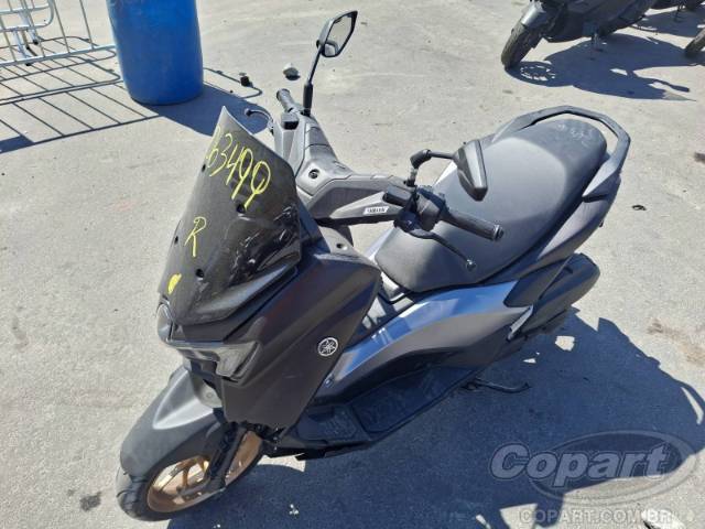 2025 YAMAHA NMAX 
