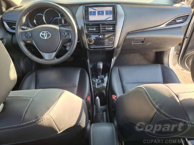 2024 TOYOTA YARIS SEDA 