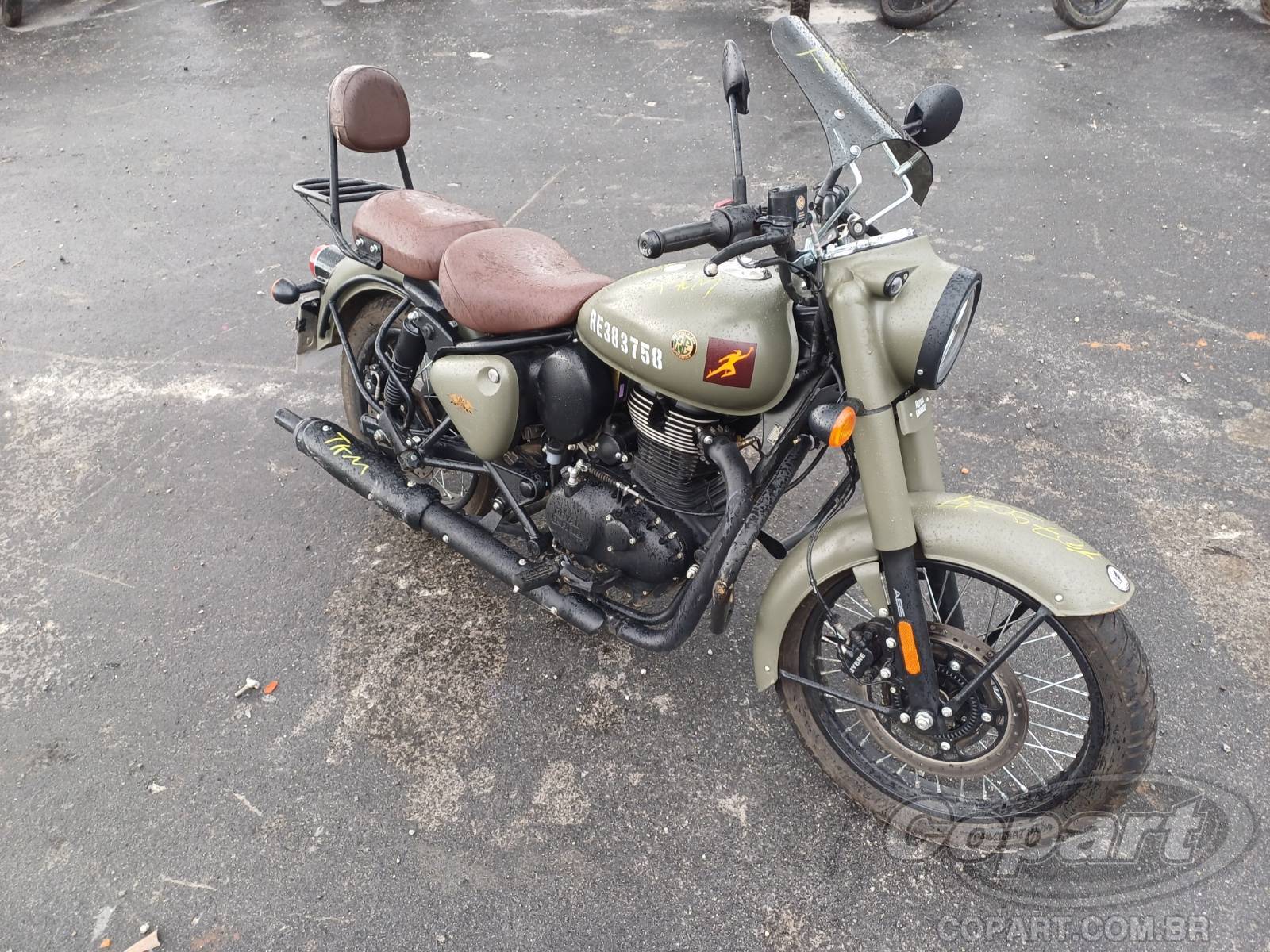 ROYAL ENFIELD CLASSIC 2025