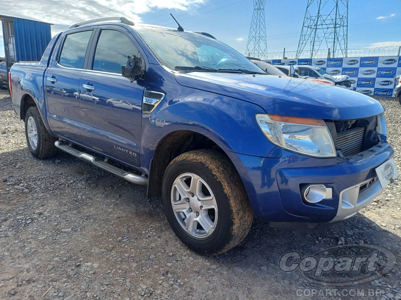 Veículo Ford Ranger FORD RANGER CD 2013 Colisão Pequena Monta 2013 em leilão
