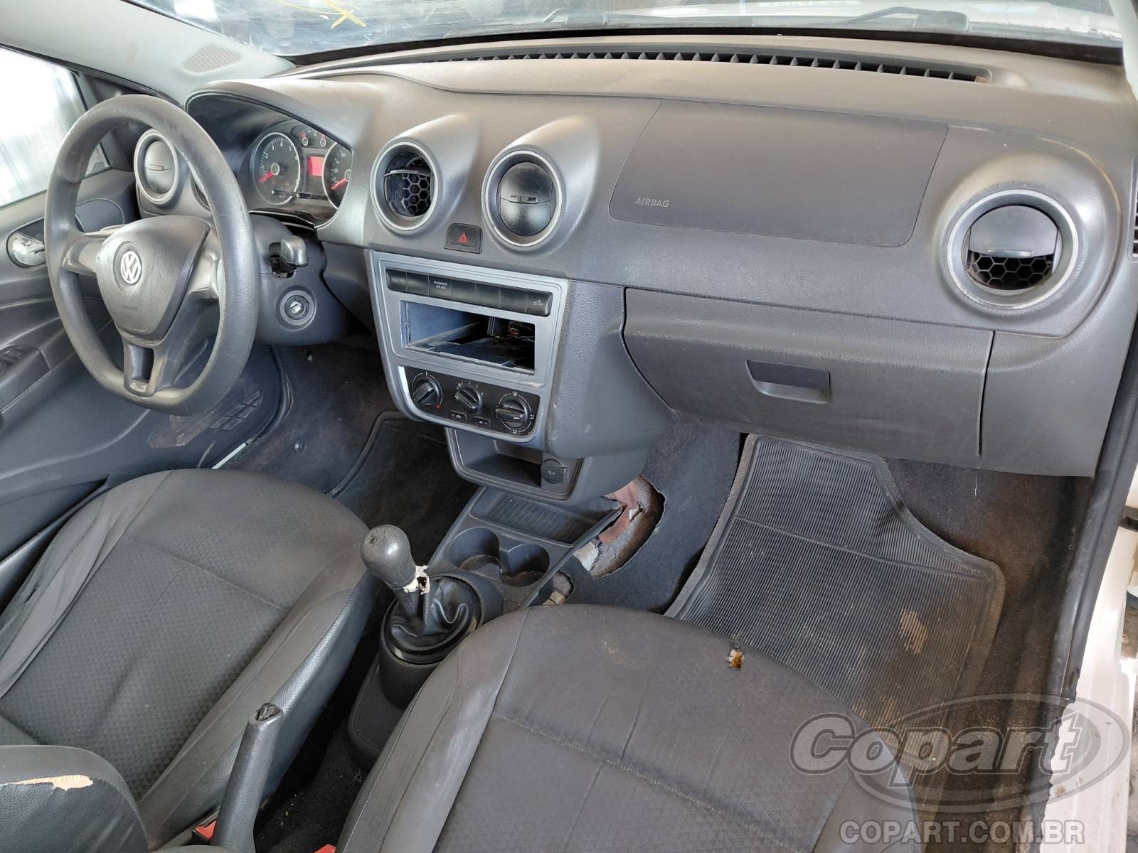2018 VOLKSWAGEN SAVEIRO — foto 9 de 10