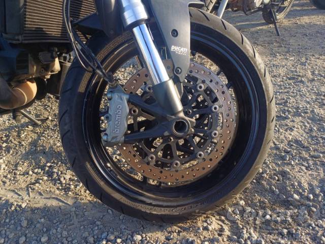 2016 DUCATI MONSTER 