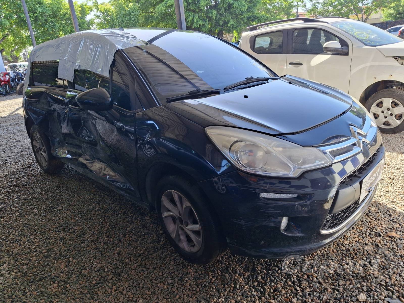 Citroen C3 Tendance 1.6 16V 2015 Médio Dano Lateral