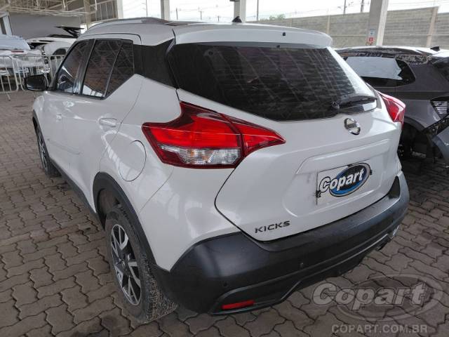 2020 NISSAN KICKS 