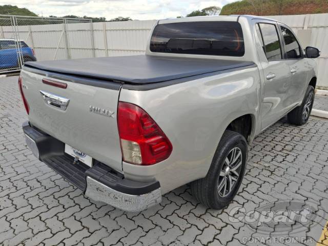 2017 TOYOTA HILUX CD 