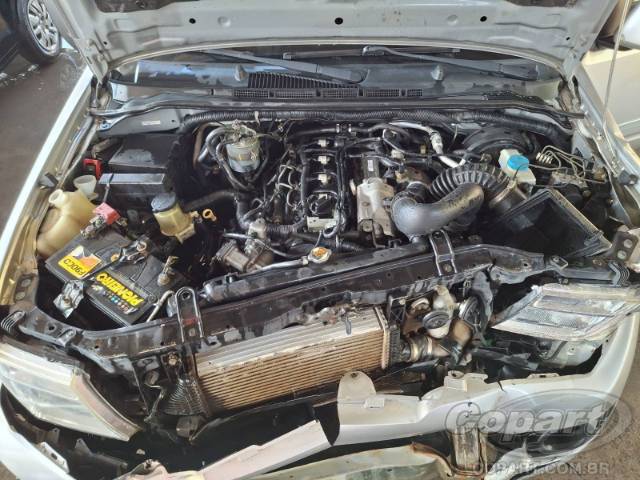 2016 NISSAN FRONTIER CD 