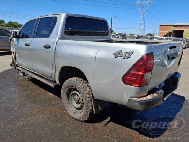2021 TOYOTA HILUX CD 