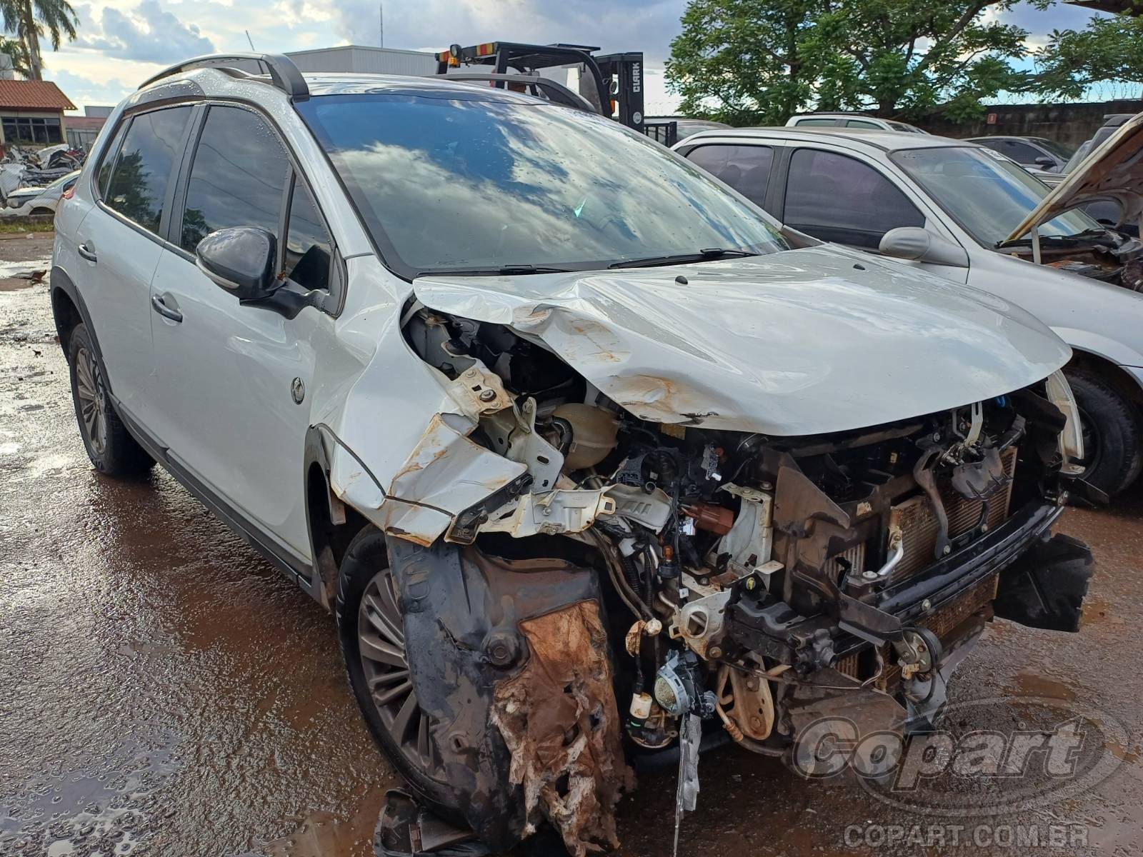 Peugeot 2008 Griffe 1.6 16V THP Turbo 2022 Colisão Média Monta