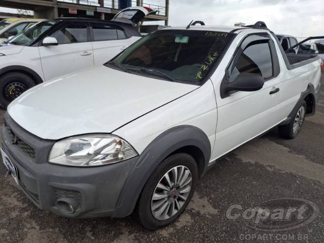 2015 FIAT STRADA 