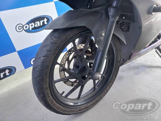 2025 YAMAHA YZF R15 