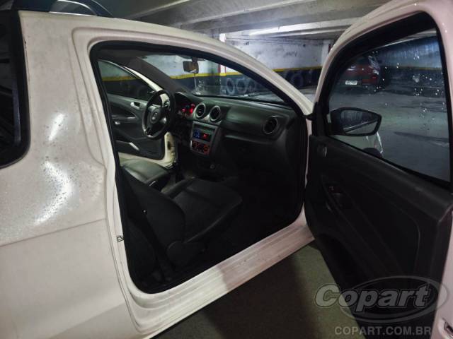 2015 VOLKSWAGEN SAVEIRO 