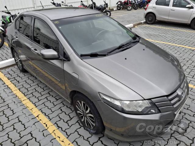 2011 HONDA CITY 