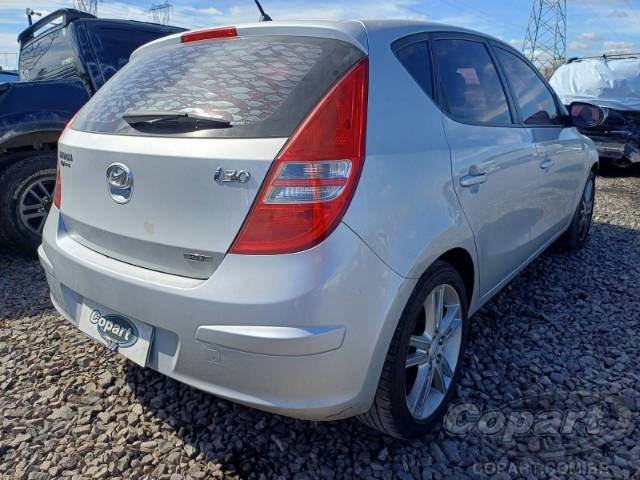 2010 HYUNDAI I30 