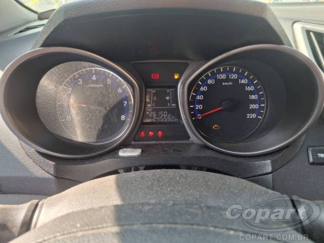 2015 HYUNDAI HB20S 