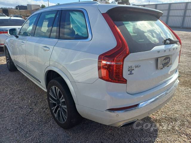2021 VOLVO XC90 