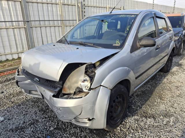2006 FORD FIESTA 