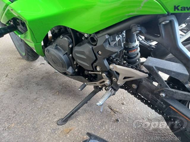 2025 KAWASAKI NINJA 500 
