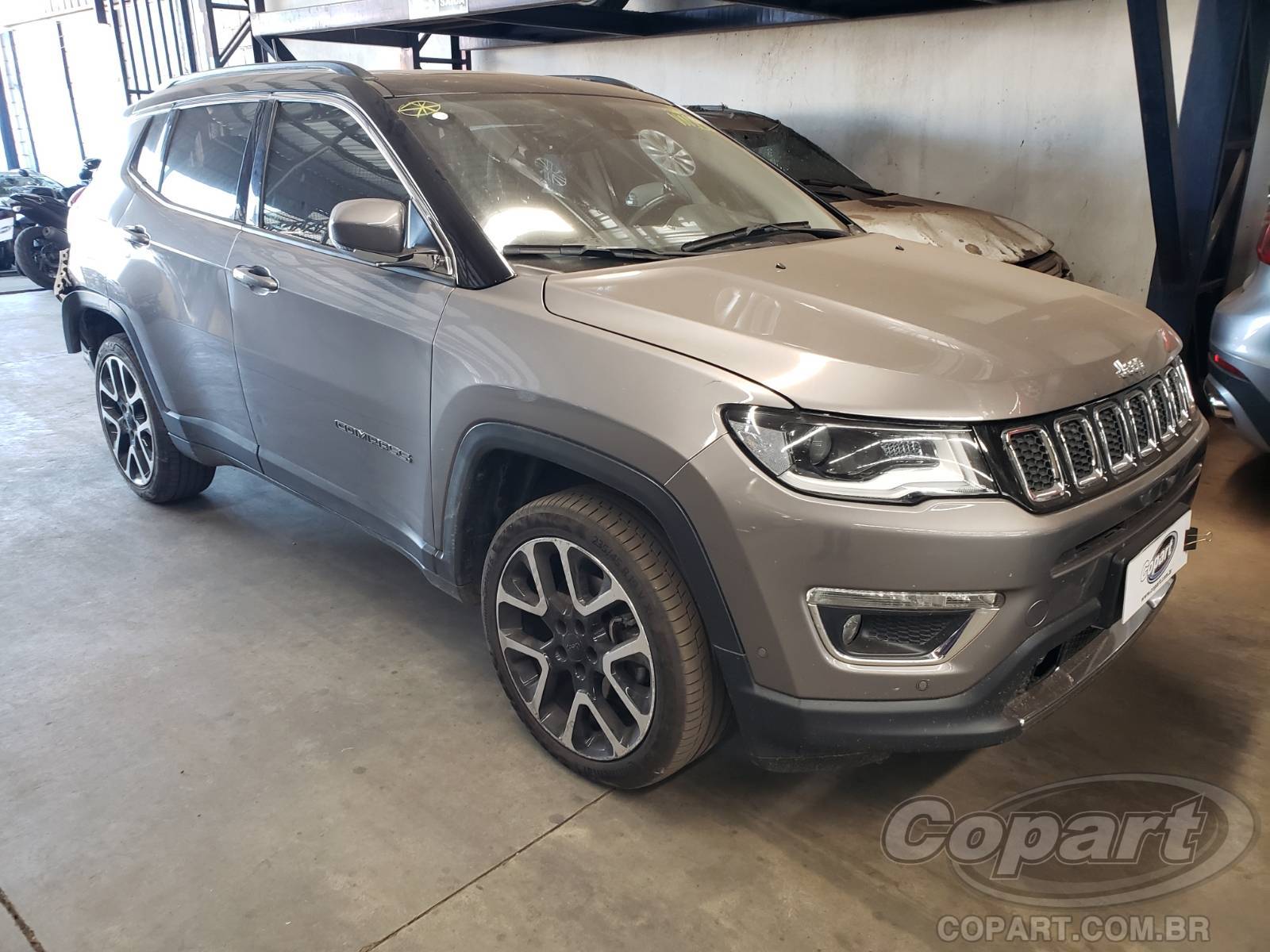Veículo Fiat Compass JEEP COMPASS LIMITED HIGH TECH 2.0 16V TIGERSHARK 2017 2018 em leilão