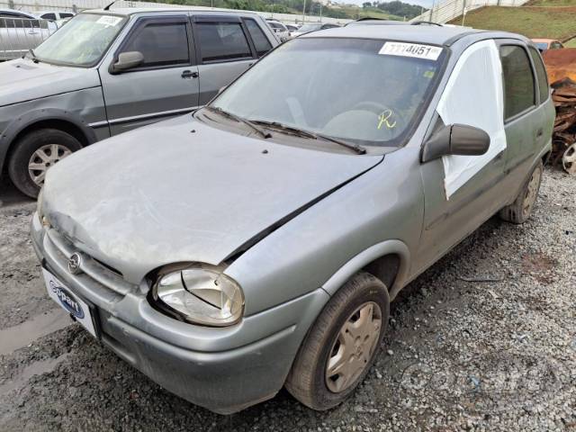 1998 CHEVROLET CORSA 