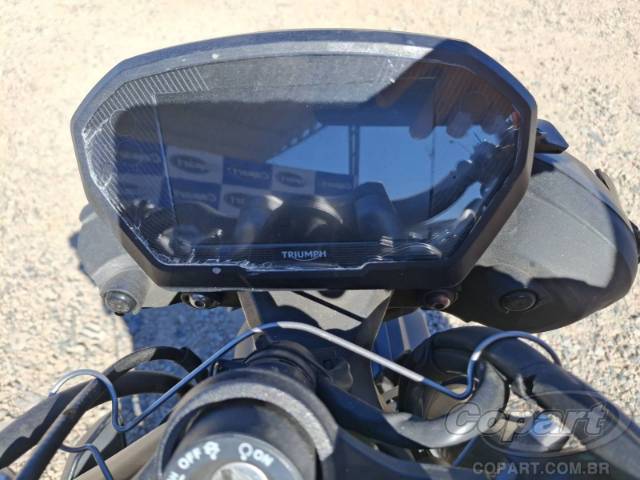 2024 TRIUMPH STREET TRIPLE 