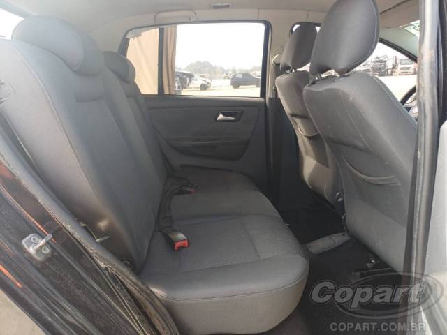 2010 VOLKSWAGEN FOX 