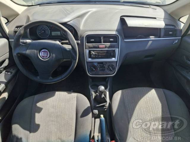2011 FIAT PUNTO 