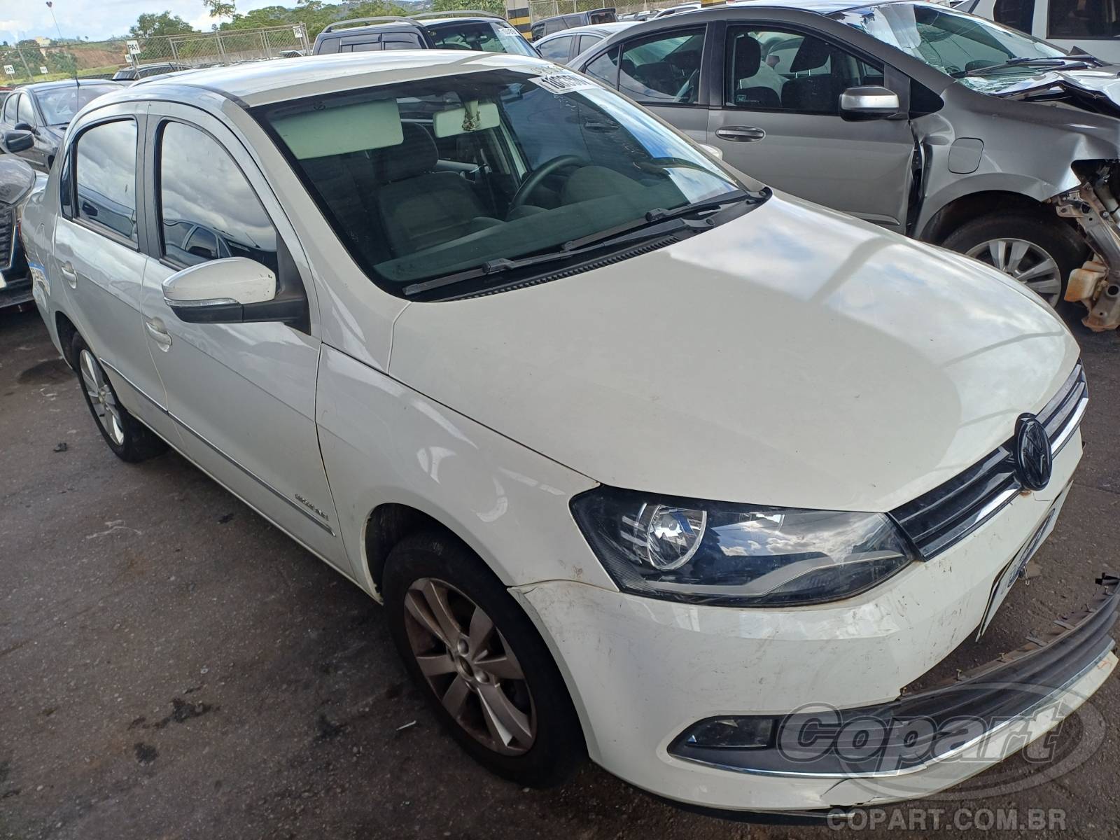 Veículo VW - VolksWagen Volkswagen VOLKSWAGEN VOYAGE 1.6 TOTAL FLEX 2014 2014 em leilão