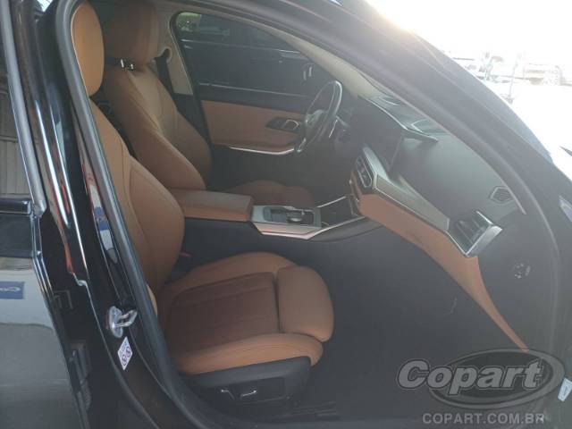 2024 BMW SERIE 3 