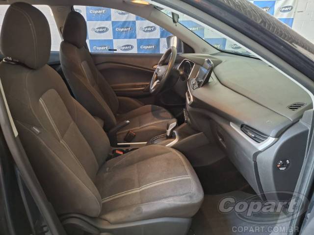2024 CHEVROLET TRACKER 