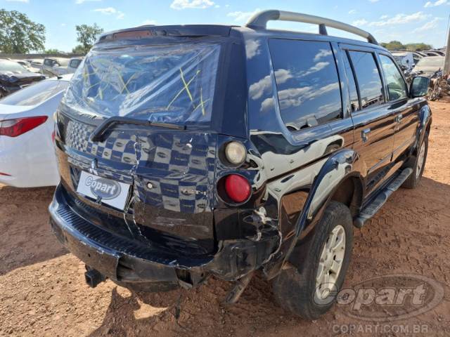 2010 MITSUBISHI PAJERO SPORT 