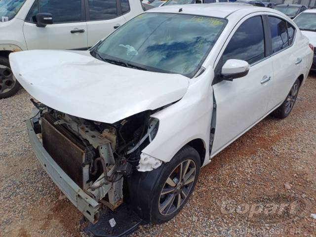 2019 NISSAN VERSA 