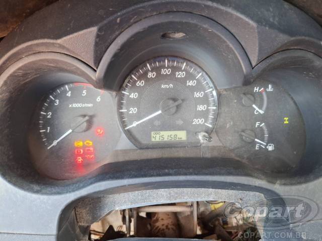 2015 TOYOTA HILUX CD 