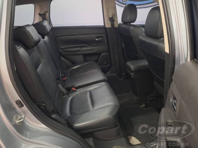 2015 MITSUBISHI OUTLANDER 