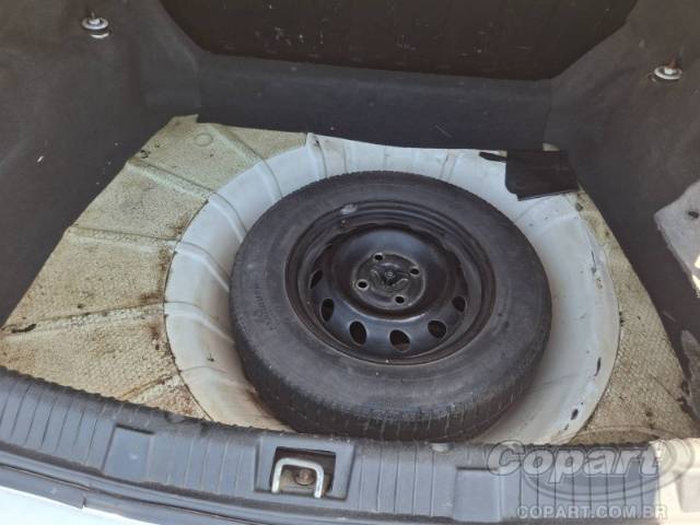 2003 CHEVROLET CORSA SEDAN 