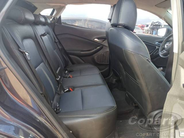 2024 CHEVROLET TRACKER 