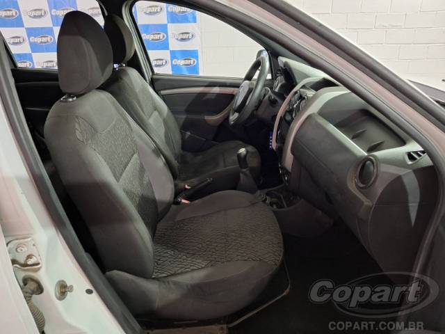 2018 RENAULT DUSTER OROCH 