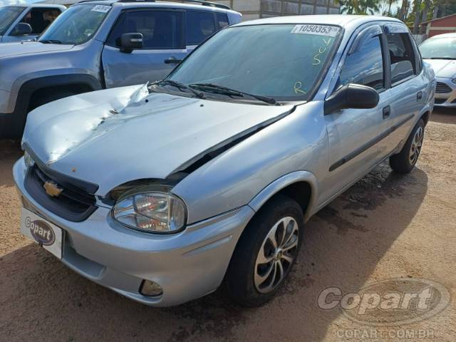 2010 CHEVROLET CLASSIC 