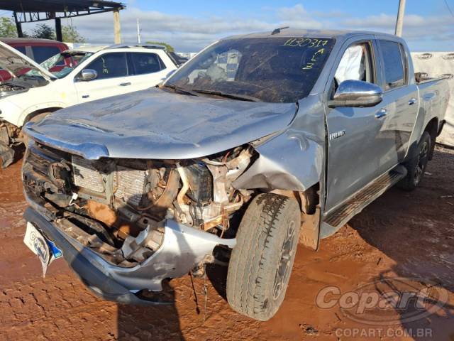 2023 TOYOTA HILUX CD 