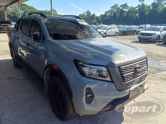 2023 NISSAN FRONTIER CD 