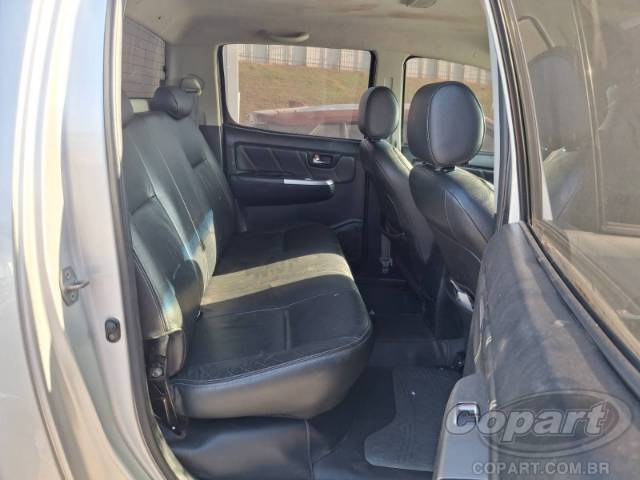 2013 TOYOTA HILUX CD 