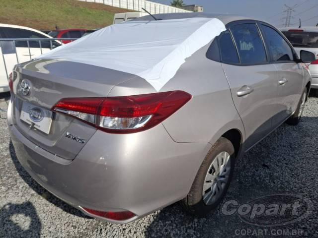 2020 TOYOTA YARIS SEDA 