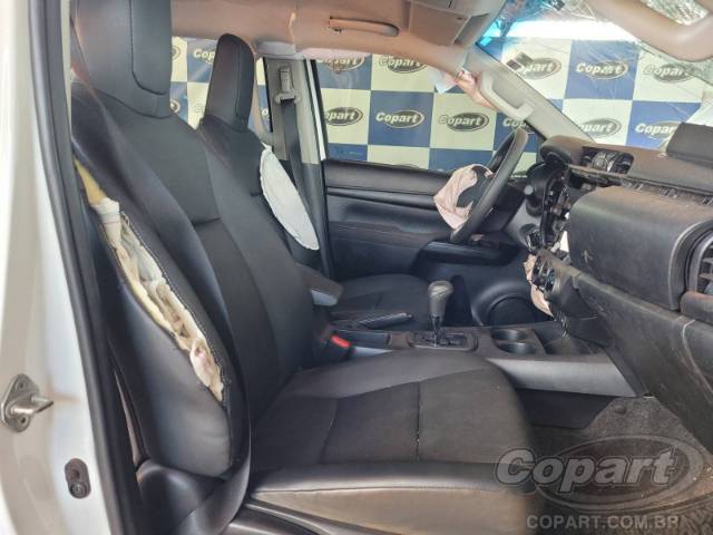2025 TOYOTA HILUX CD 