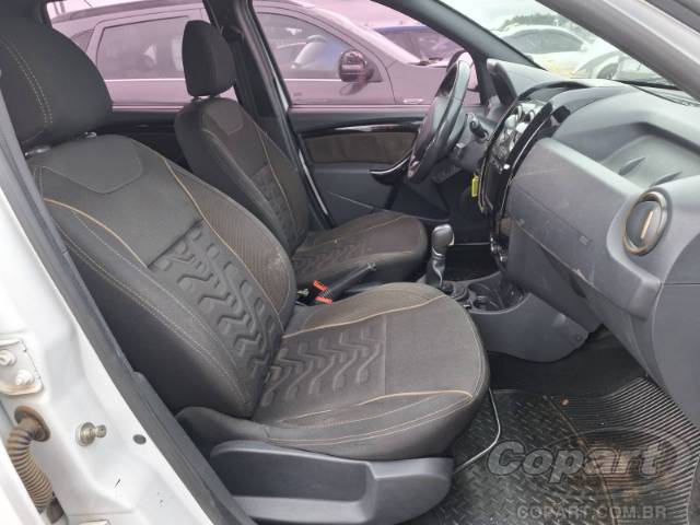 2020 RENAULT DUSTER 