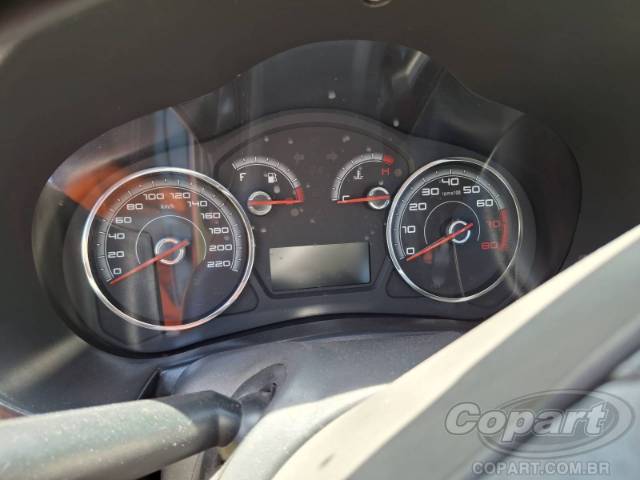 2015 FIAT GRAND SIENA 