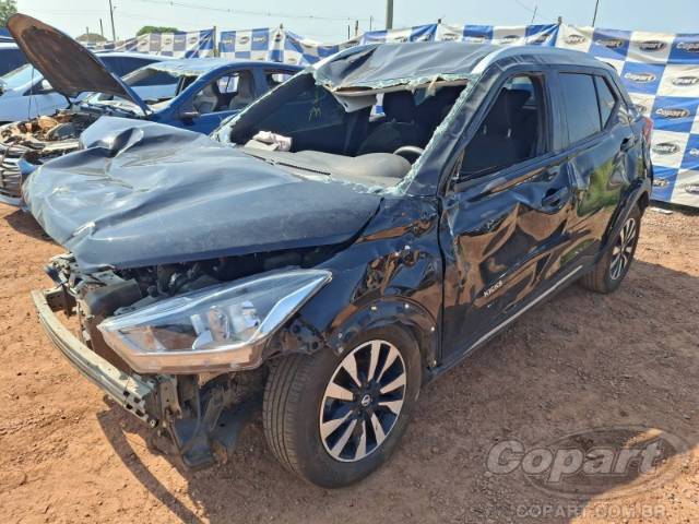 2019 NISSAN KICKS 