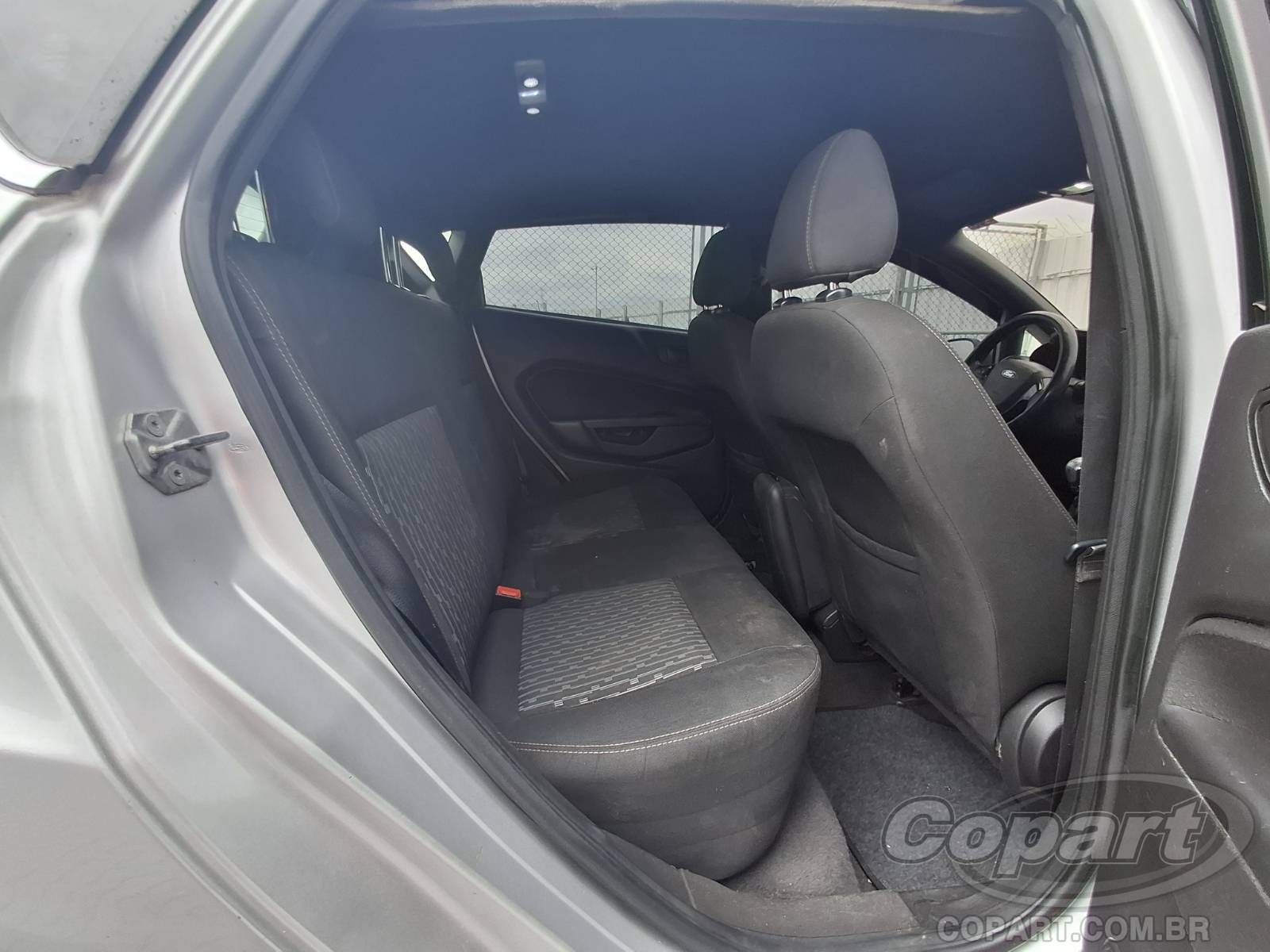 Foto 6 de 10: 2013 FORD FIESTA