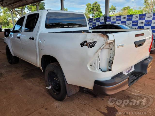 2025 TOYOTA HILUX CD 