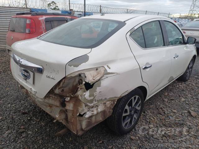 2016 NISSAN VERSA 