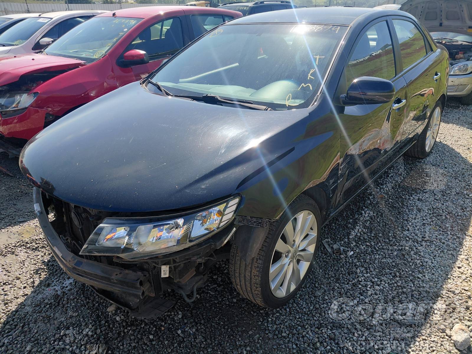 Foto 2: 2013 KIA CERATO